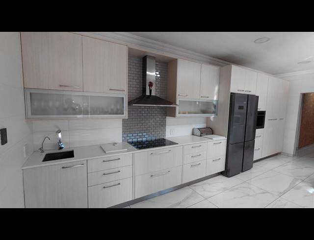 4 BEDROOM HOUSE FOR SALE IN BRACKENHURST
